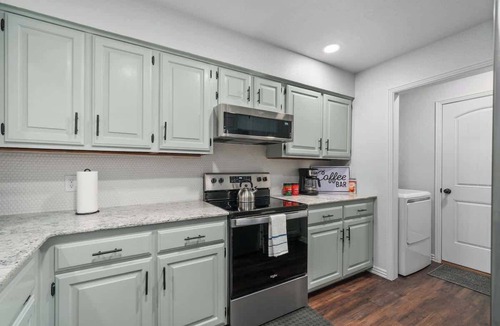 Fort Smith House | The Haven-Cute 3BR in Town