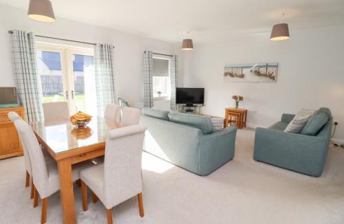 Embleton House | The Haven
