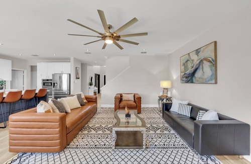 Forney House | The Haven - King Beds - Games - Office - BBQ - Yard