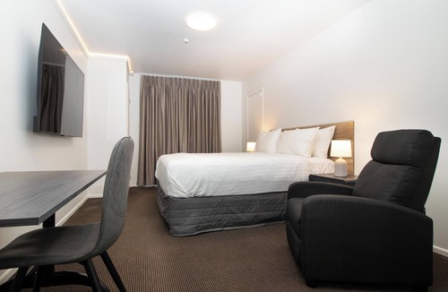 Epsom Hotel | The Haven Newmarket Suites