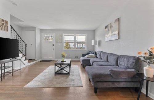 Rossville House | The Haven on Leiden