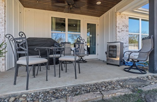 Bullard House | The Haven on Loveless Street w/Full Game Room & Hot Tub