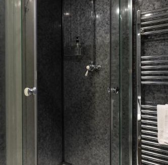 Llannefydd Bed & Breakfast | The Hawk & Buckle Inn