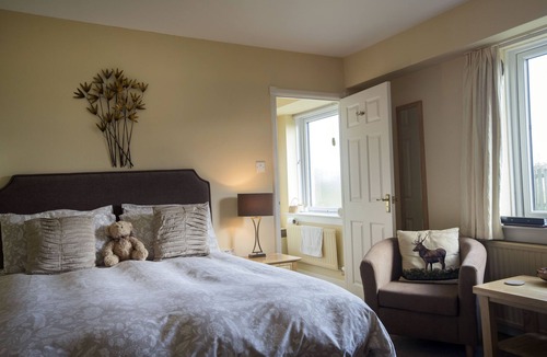 Mey Bed & Breakfast | The Hawthorns Bed & Breakfast