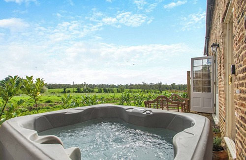 Sigglesthorne Cottage | The Hay Loft - UK45607