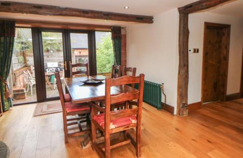 Lichfield House | The Haybarn