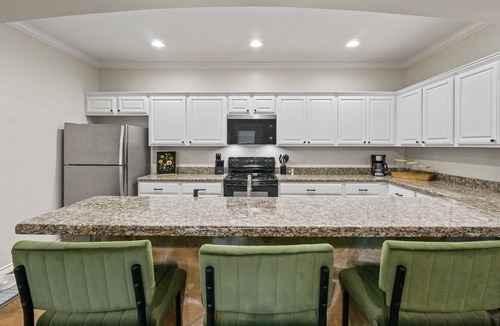 Wellborn House | The Hayes House is perfect for Game Days, Family Visits & Getaways.
