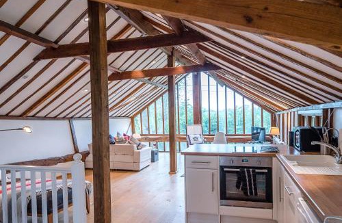 Woodbridge Apartment | The Hayloft, Clopton
