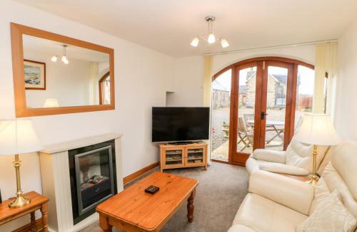 Wing House | The Hayloft