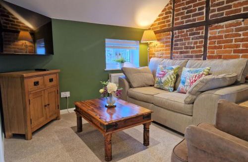 Ivinghoe House | The Hayloft