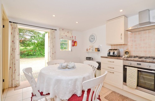 Sandown Ski Chalet | The Hayloft