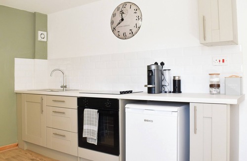 Hoylandswaine Cottage | The Hayloft - UK43352