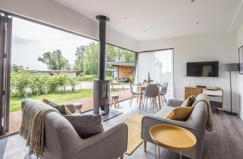 Colchester House | The Haywain, Flatford