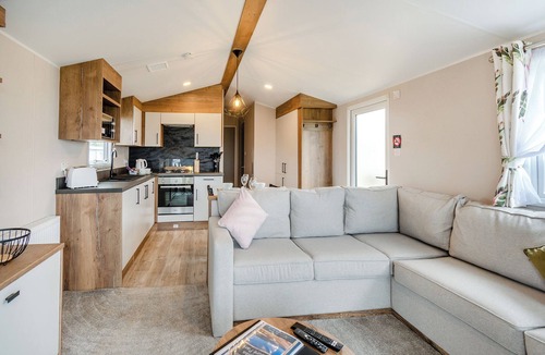 Hornsea House | The Headland (Pet Friendly)