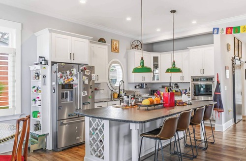 North Charlotte House | The Hearth House ~ Sauna, Gym, Spa, Fireplace
