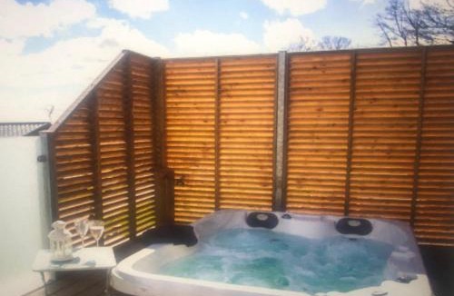 Leven Resort | The Heather Lodge