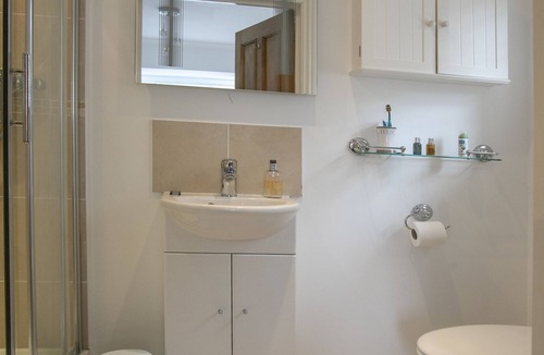 Walkford Bed & Breakfast | The Heather's Bed and Breakfast