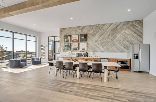 Clearfield Apartment | The Heights by Cloud Dream Homes