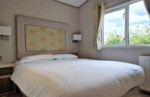 Seasalter Villa | The Helmsley Lodge