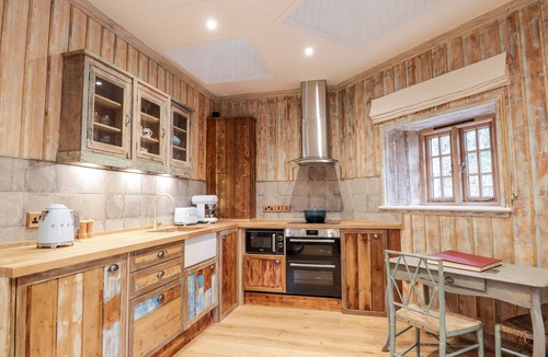 Scaniport Cottage | The Hen House