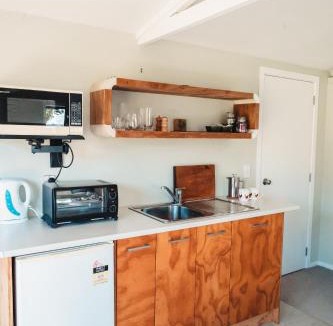 Kaipara Flats House | The Hen House