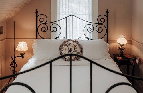 Fishs Eddy Other | The Henderson: Victorian Luxury in the Catskills.