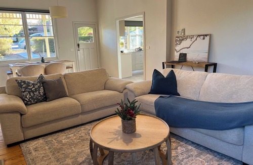 Ararat House | The Heritage Getaway in Ararat