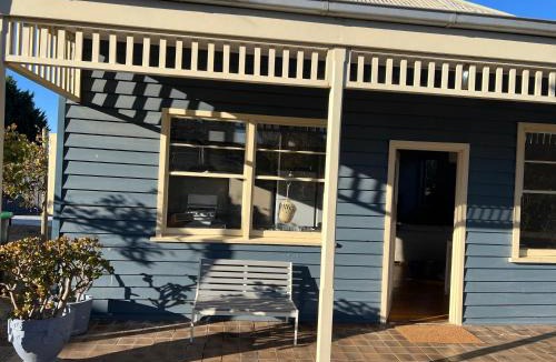 Ararat House | The Heritage Hideway