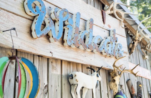 Bardwell Cabin | The Hickory Chicken "Hard to find, worth the search"