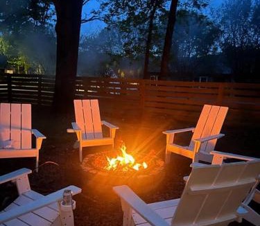 Tool House | The Hickory House with Firepit- Boat Ramp Access to Cedar Creek Lake