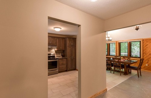 Rama House | The Hidden Gem Near Casino Rama/Lake Couchiching