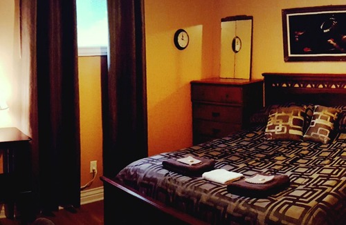 Chelsea Bed & Breakfast | The Hidden Treasure - Le Trésor Caché