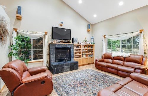 Sunset Beach House | The Hidden Treasure