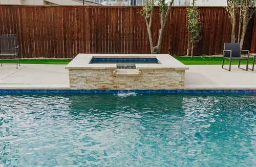Old East Dallas House | The Hideaway at Knox Henderson + Pool + Hot Tub