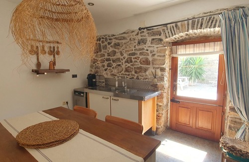 Vrisnik Villa | The Hideaway- authentic Dalmatian stone house with a pool Hvar island