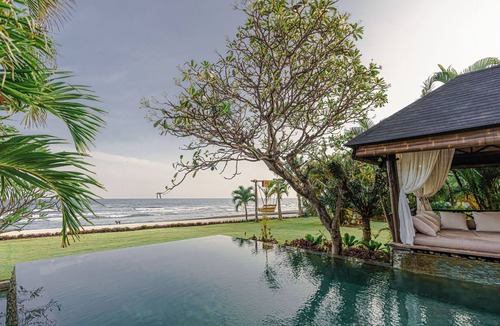 Banjartegehe Villa | The Hideaway Bali Private Beachfront Estate