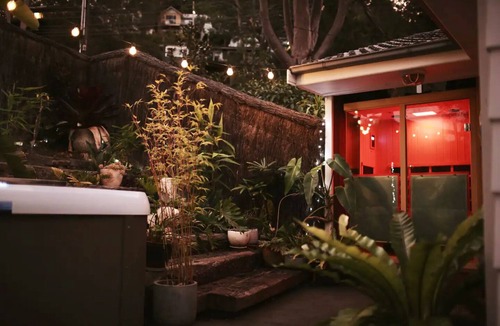 Horsfield Bay House | The Hideaway - Central Coast