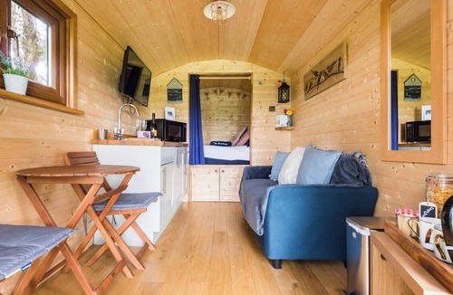 Hanham Cabin | The hideaway