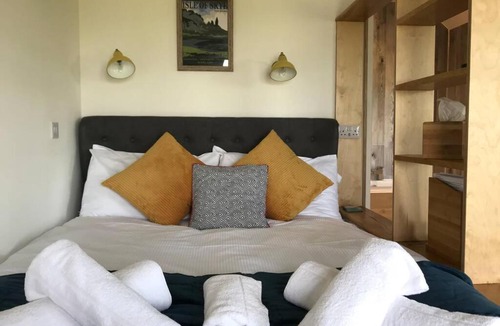 Caroy Apartment | The Hideaway