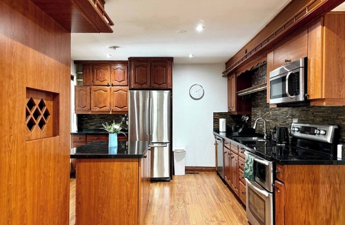 Thornhill House | The Hideaway Haven