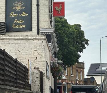 Belvedere Apartment | The Hideaway Haven With Private Self Check-In