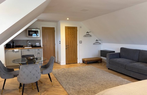 Tenterden Apartment | The Hideaway, Idyllic Studio in Tenterden Kent