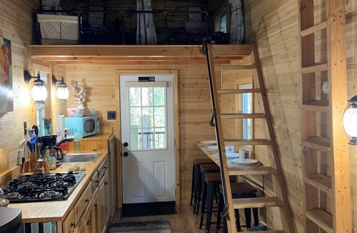 Leeper Cabin | The Hideaway near Cook Forest State Park