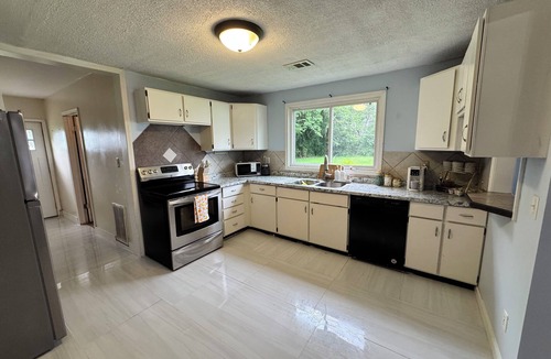 Charleston House | The Hideaway