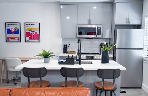Wilton Manors Apartment | The Hideaway - Wilton Manors