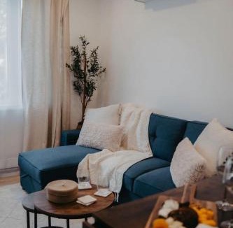 Barrie House | The Hideout