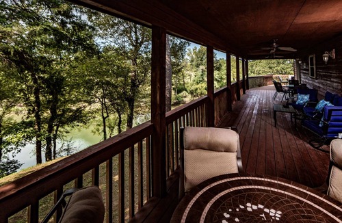 Oden Cabin | "The Hideout" Cabin 14