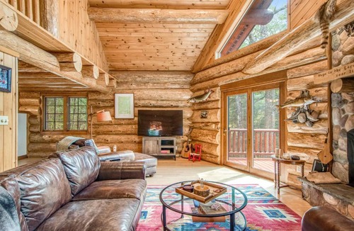 Land O Lakes House | The High Life