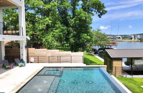Kingsland House | The High Life with Concierge Services