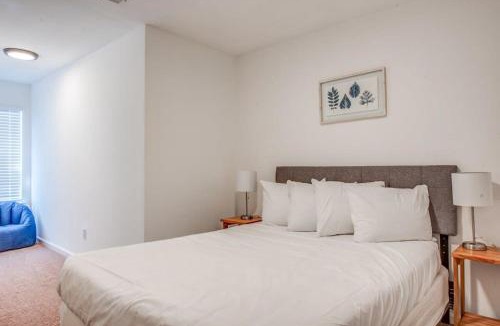 University District House | The High Point Duet- Right Side